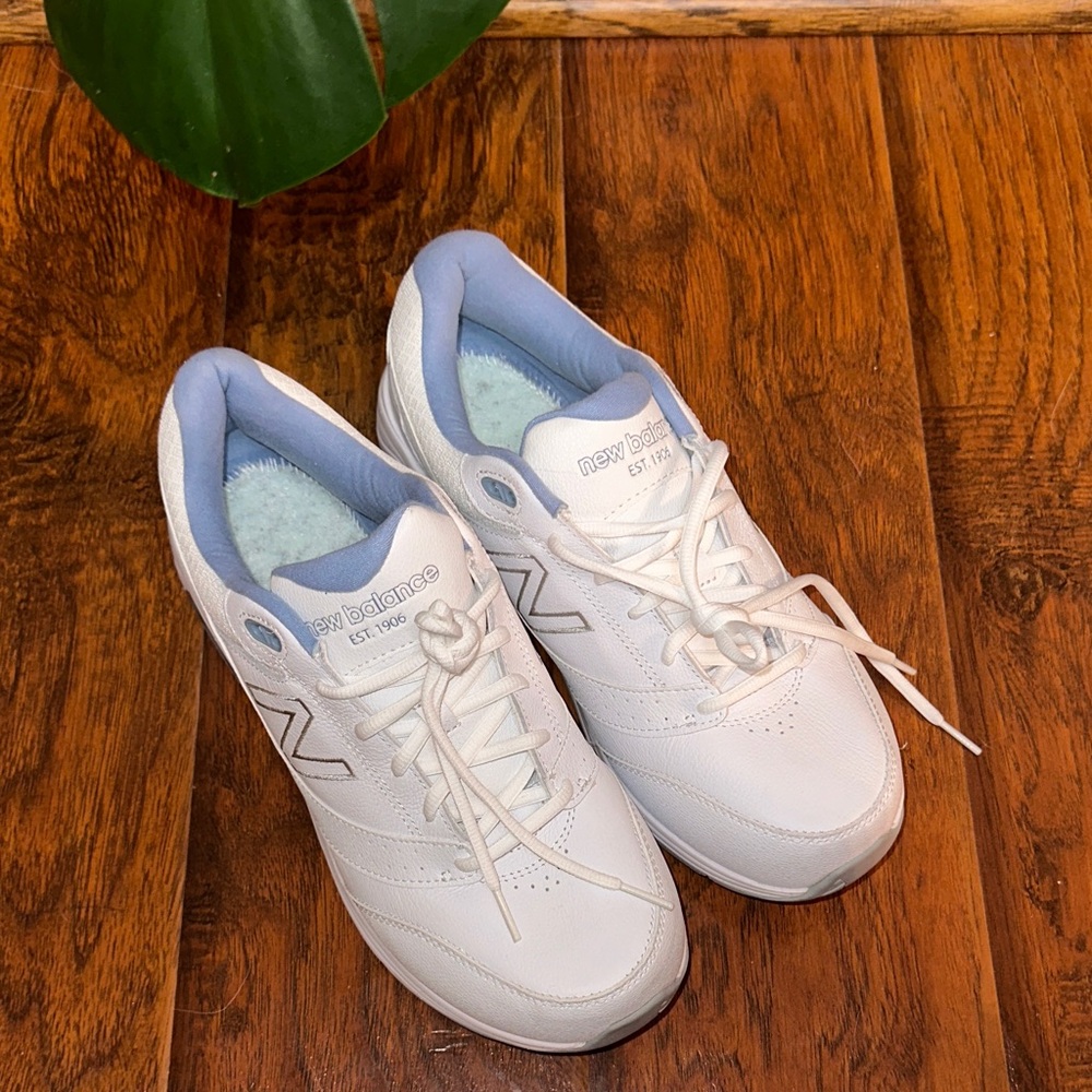 New Balance 928v3‎ Walking Shoes – Women’s Size 12 W, Motion Control, Leather